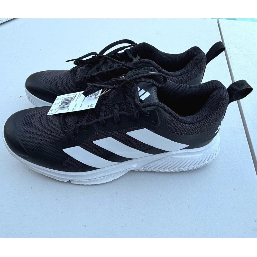 adidas lightweight athletic